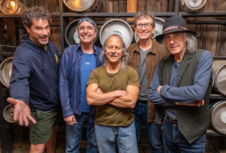 Skeleton Crewe ft. Rob Barraco, Barry Sless, Stephen Inglis, Pete Sears & Jay Lane